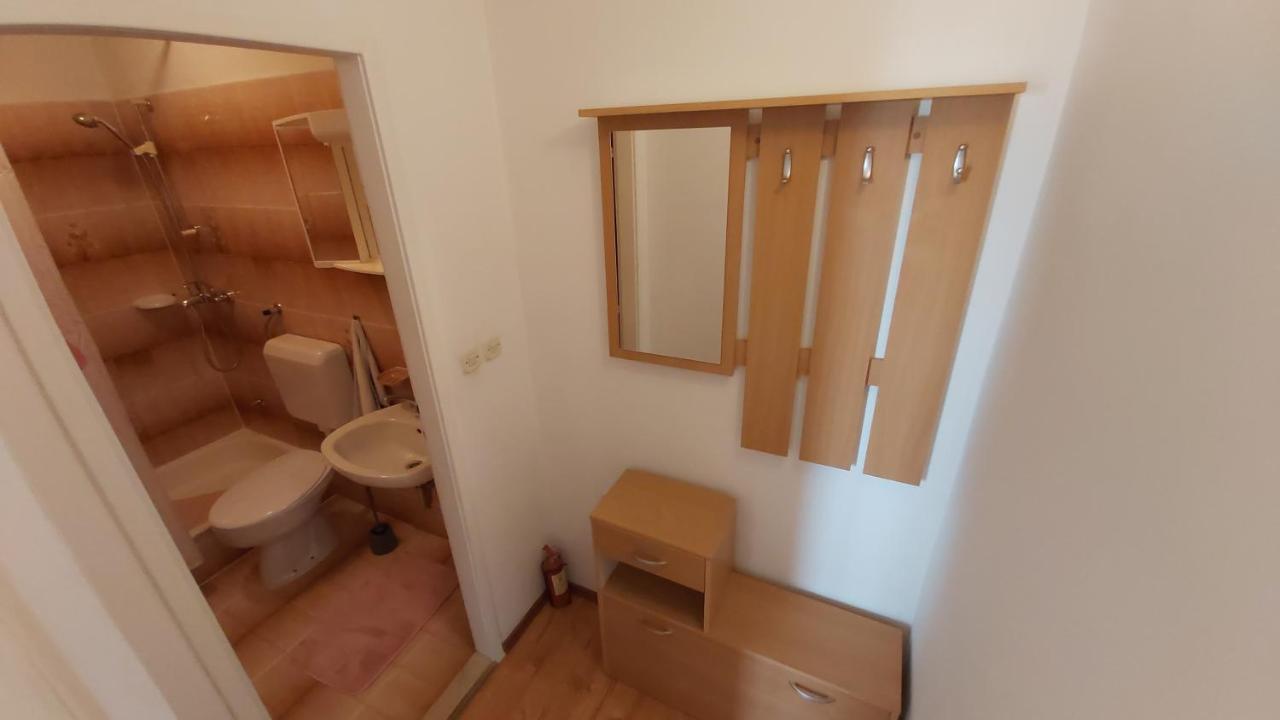 Apartments Druzianic Макарська Екстер'єр фото