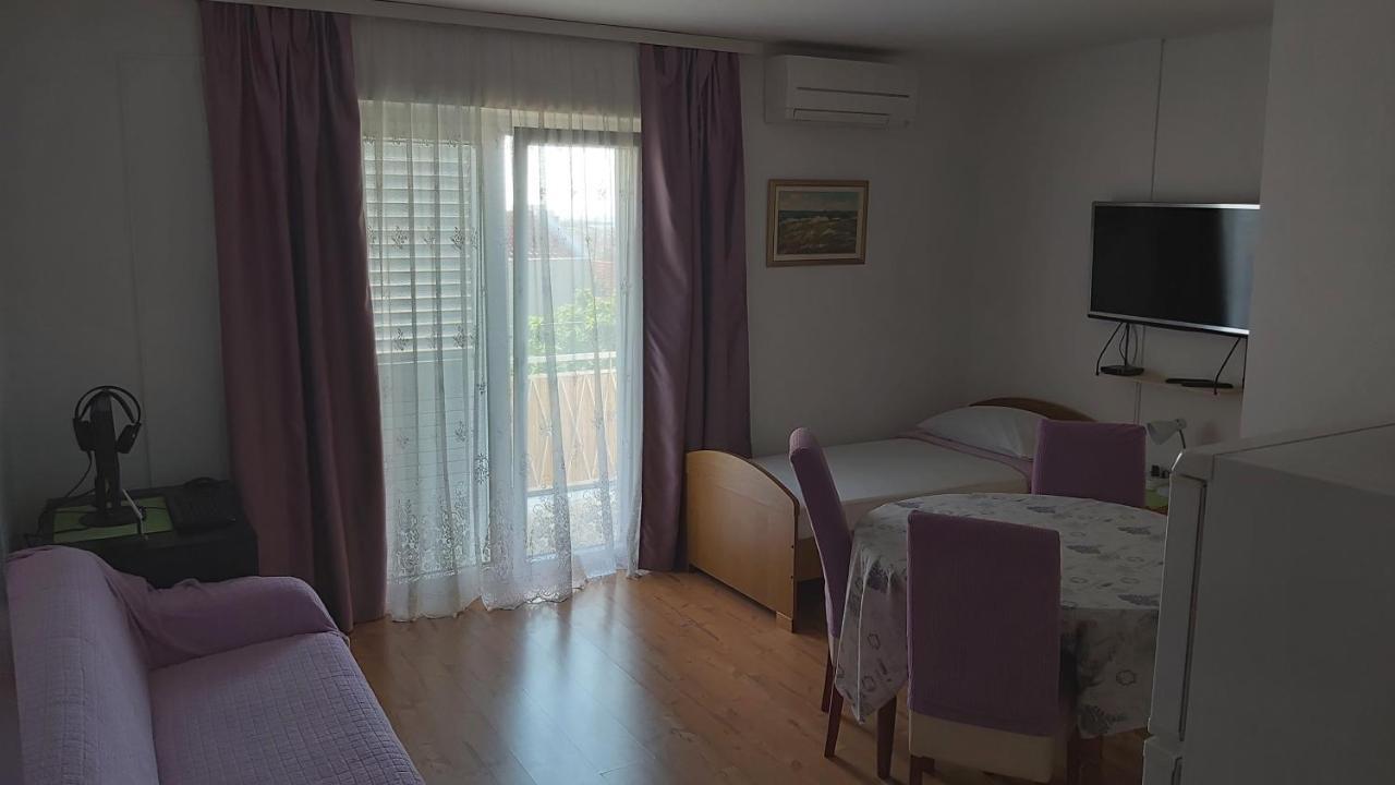 Apartments Druzianic Макарська Екстер'єр фото