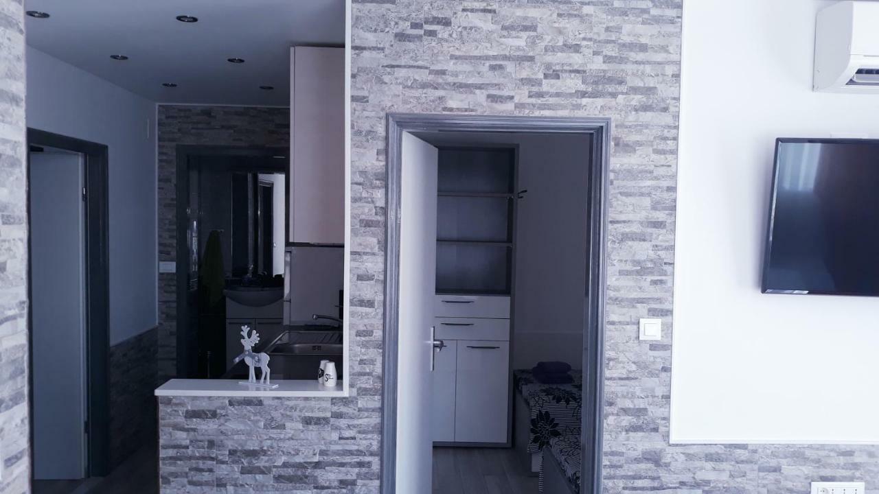 Apartments Druzianic Макарська Екстер'єр фото